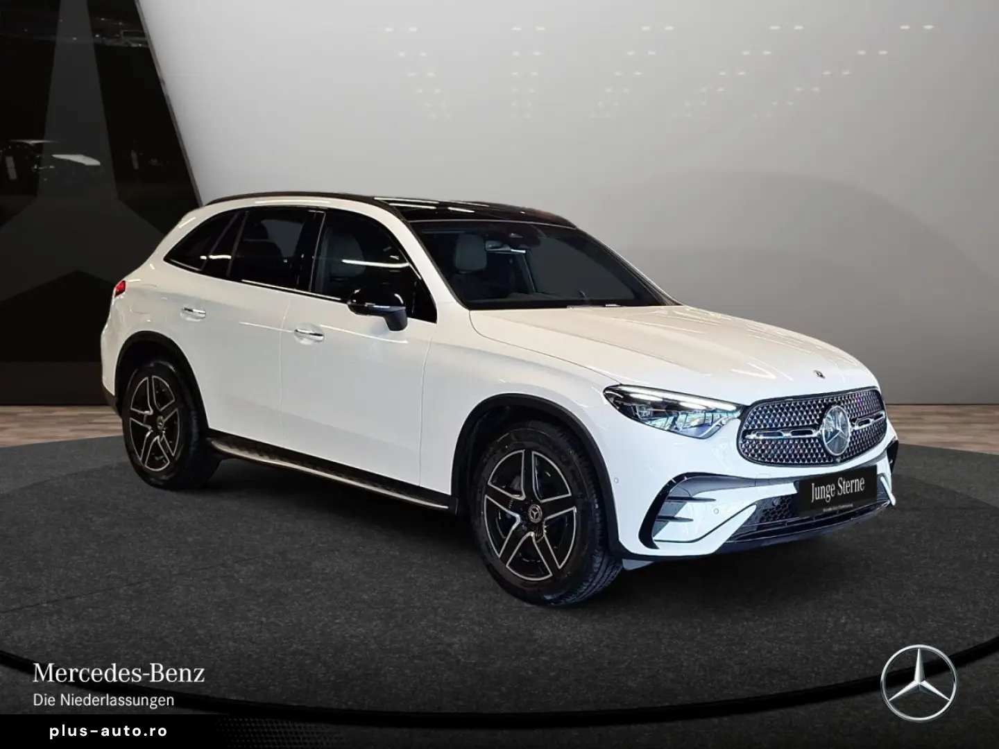 MERCEDES-BENZ GLC 200 4M AMG Prem  Pano DigiLED Memo 360