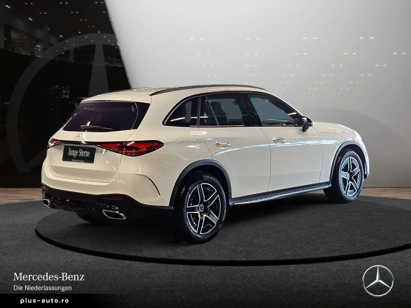 MERCEDES-BENZ GLC 200 4M AMG Prem  Pano DigiLED Memo 360