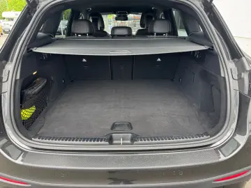 MERCEDES-BENZ GLC 200 AMG Line 4Matic