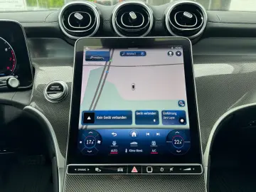 MERCEDES-BENZ GLC 200 AMG Line 4Matic