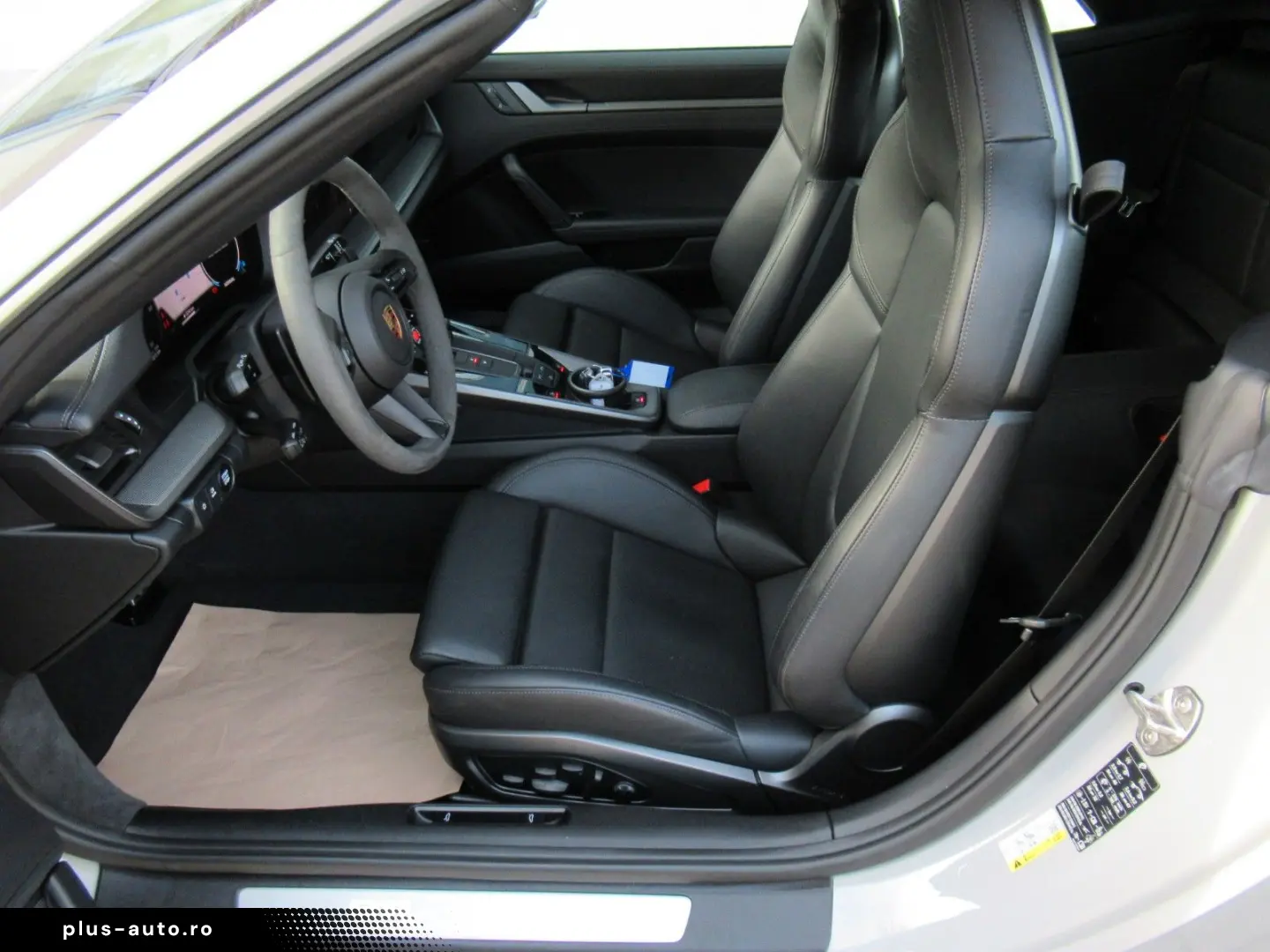 PORSCHE 992 CABRIO EXCL KREIDE ABGAS CHRONO 18W ACC®BOSE