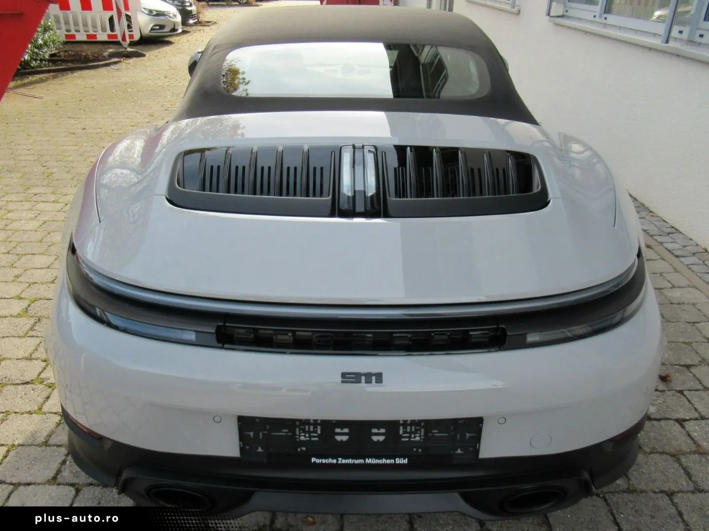 PORSCHE 992 CABRIO EXCL KREIDE ABGAS CHRONO 18W ACC®BOSE