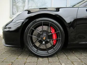 PORSCHE 992 TARGA 4 GTS EXCL KREIDE 18W BELÜ ACC®KEY HD