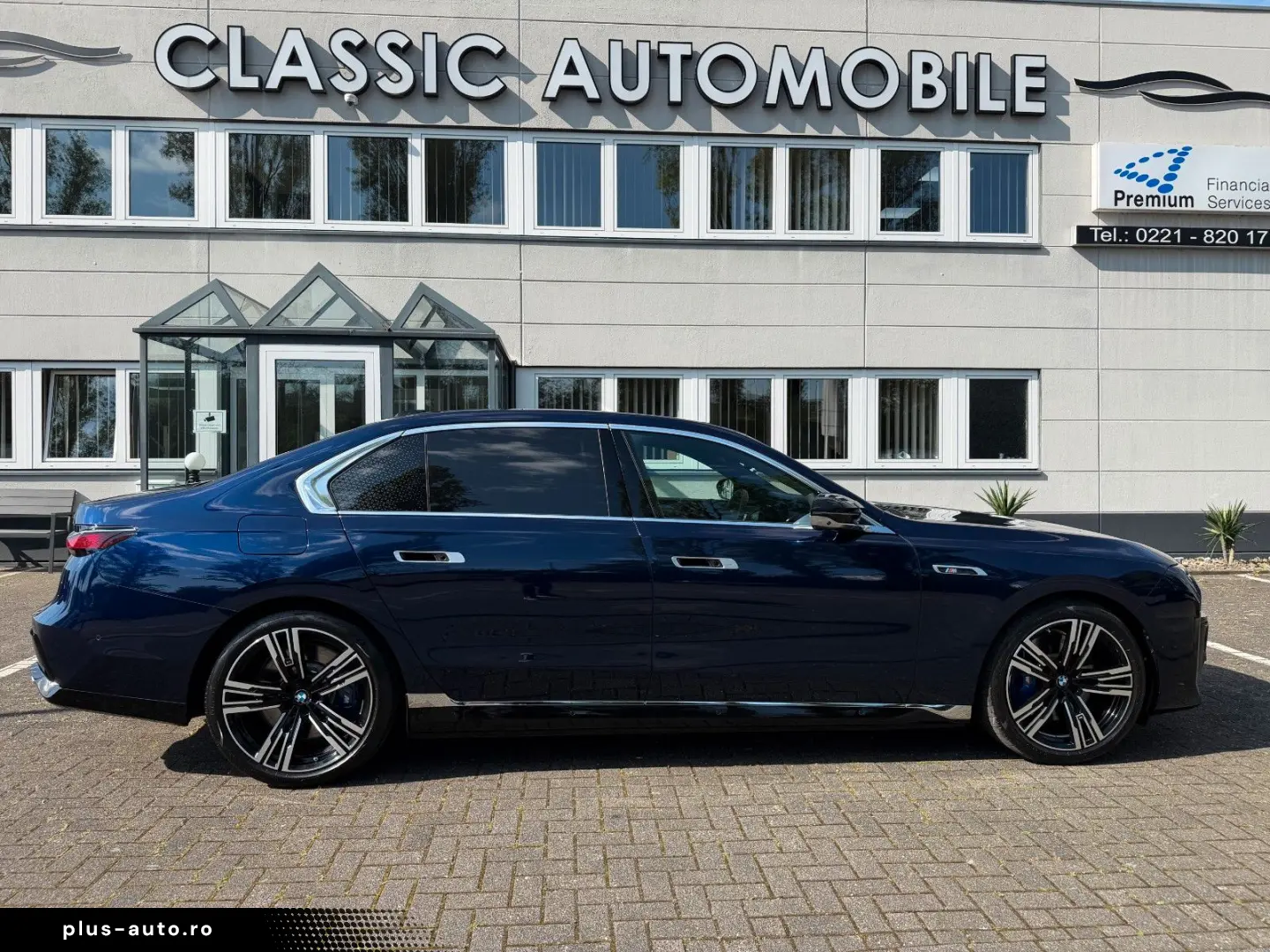 BMW M760 e xDrive individual Fond Entert NP195.000€