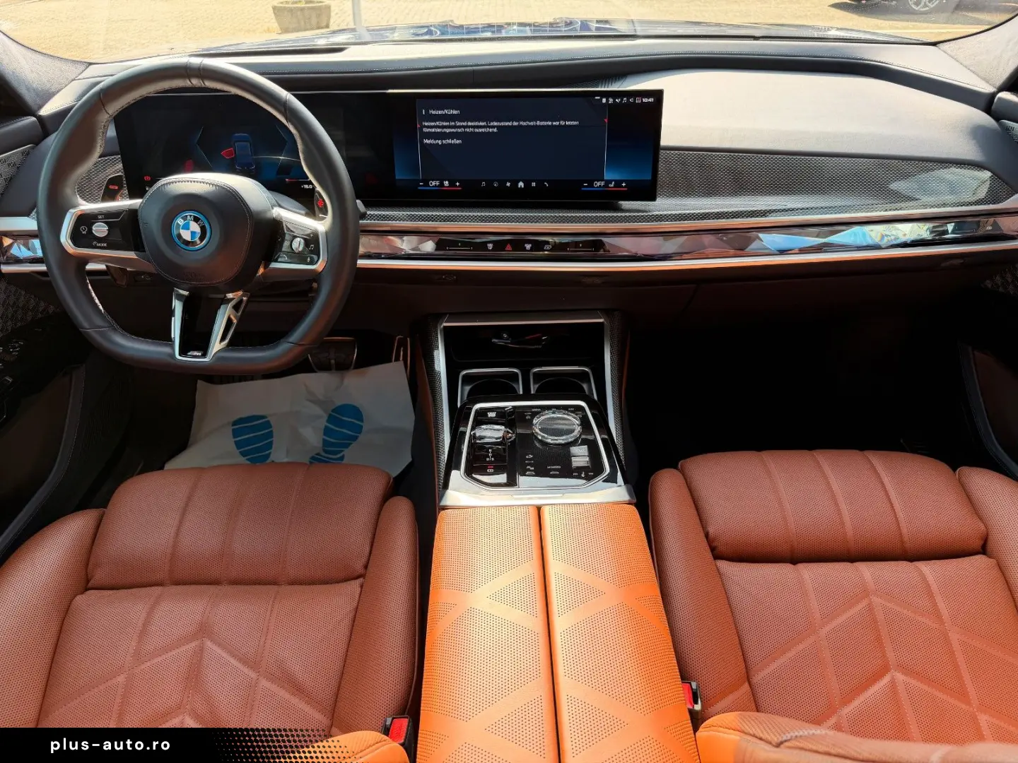 BMW M760 e xDrive individual Fond Entert NP195.000€