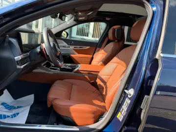 BMW M760 e xDrive individual Fond Entert NP195.000€