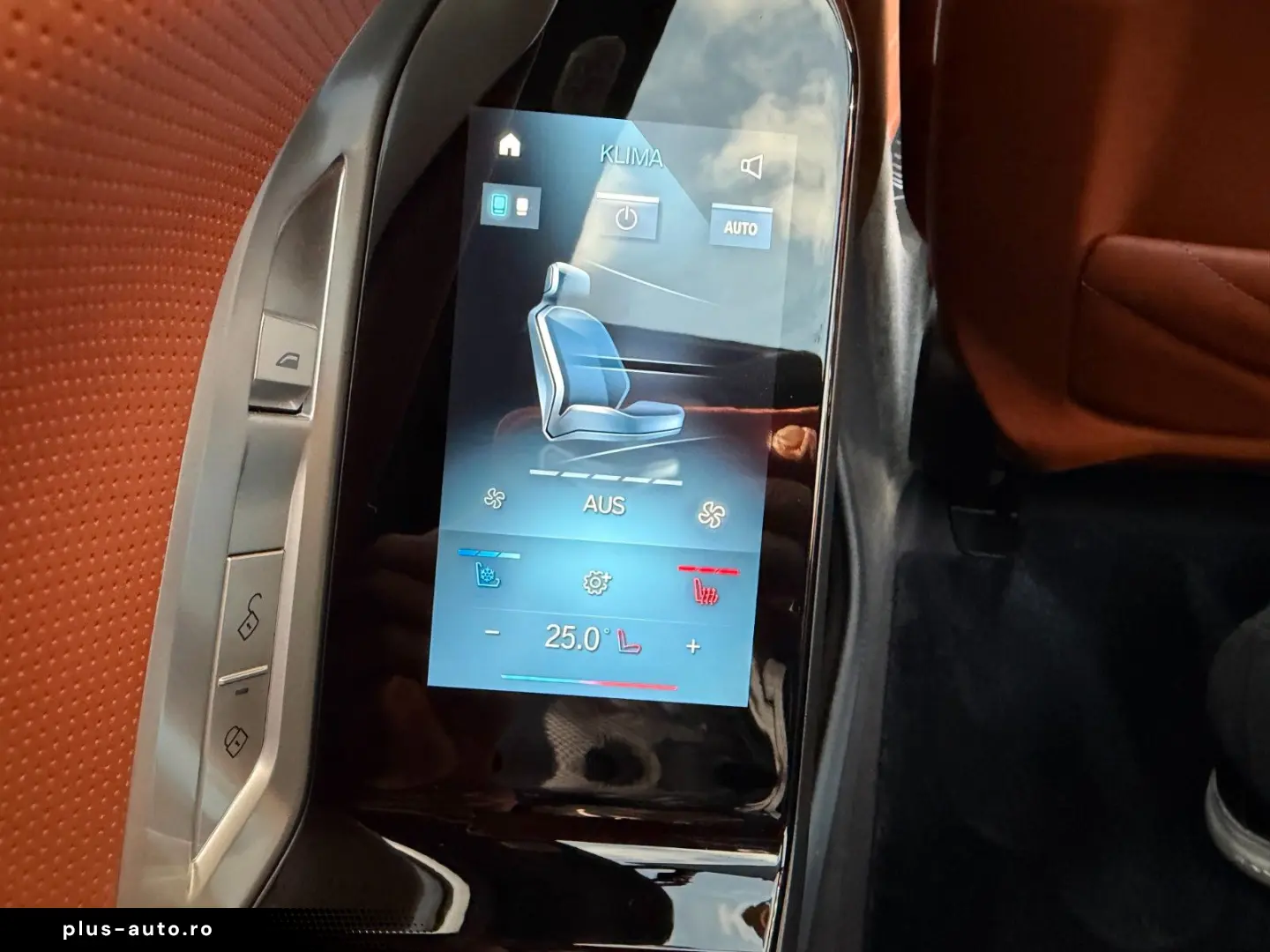 BMW M760 e xDrive individual Fond Entert NP195.000€