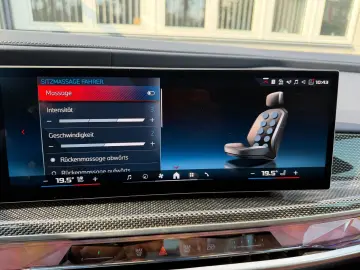 BMW M760 e xDrive individual Fond Entert NP195.000€