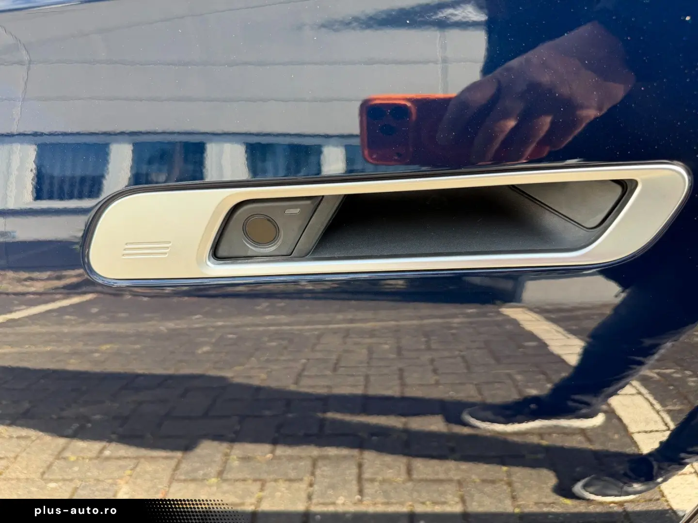 BMW M760 e xDrive individual Fond Entert NP195.000€