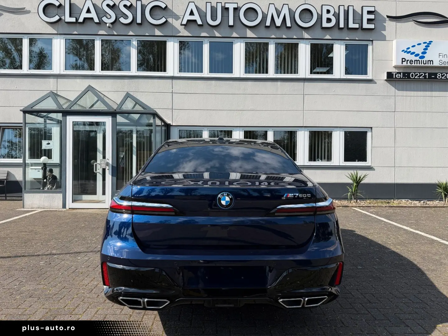 BMW M760 e xDrive individual Fond Entert NP195.000€