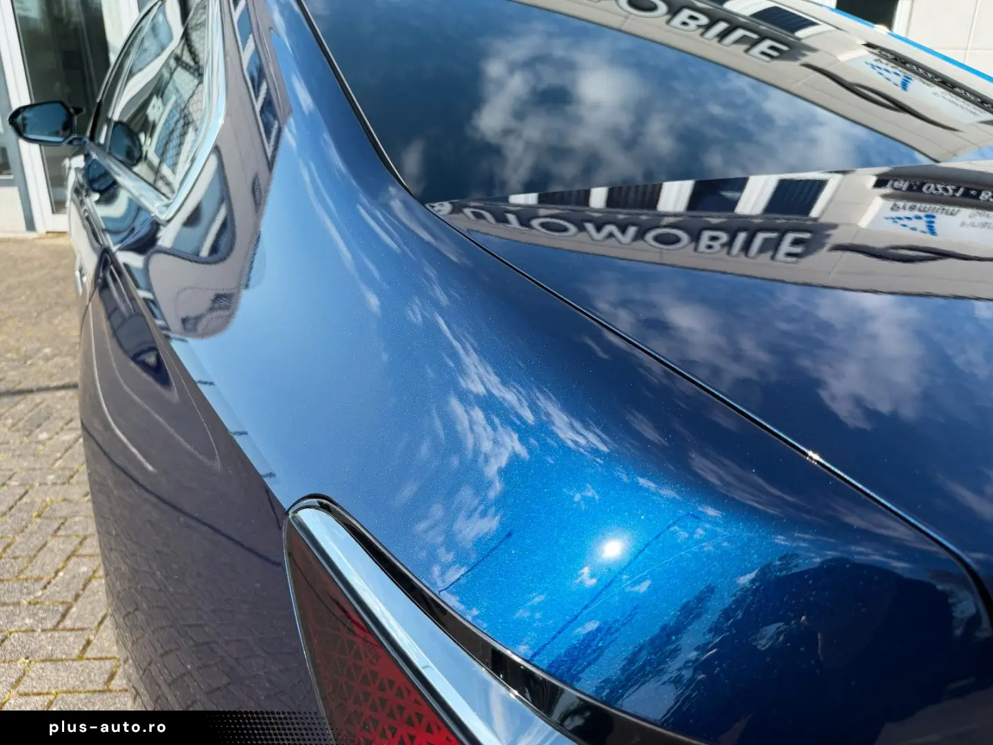 BMW M760 e xDrive individual Fond Entert NP195.000€