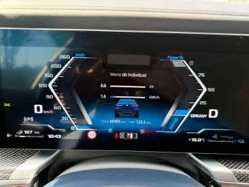 BMW M760 e xDrive individual Fond Entert NP195.000€