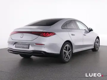 Mercedes-Benz CLA 180 PROGRESSIVE NIGHT 18''-AMG