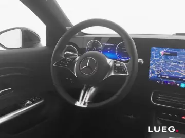 Mercedes-Benz CLA 180 PROGRESSIVE NIGHT 18''-AMG