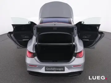 Mercedes-Benz CLA 180 PROGRESSIVE NIGHT 18''-AMG