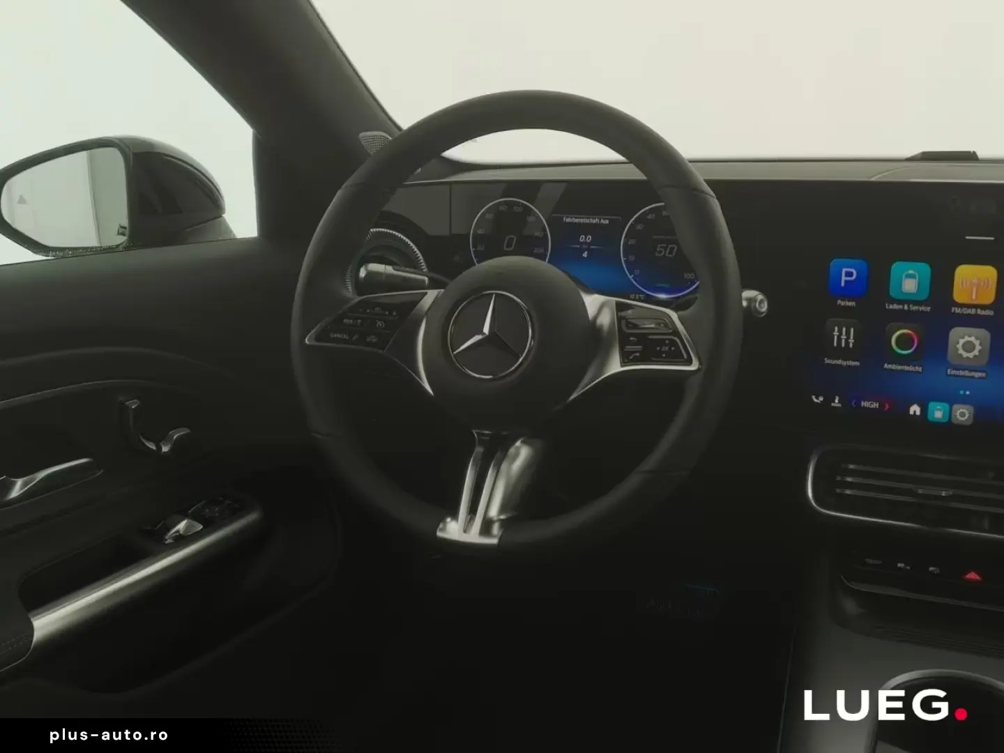 Mercedes-Benz CLA 200 PROGRESSIVE NIGHT SUPERSCREEN