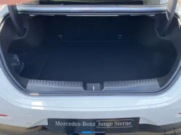 Mercedes-Benz CLA 180 AMG  PREMIUM SUPERSCREEN