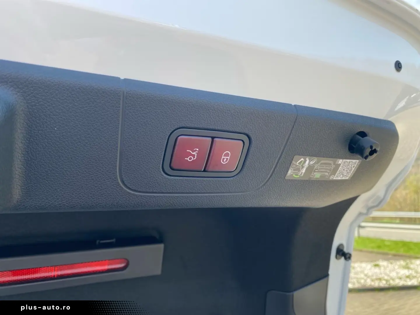 Mercedes-Benz CLA 180 AMG  PREMIUM SUPERSCREEN