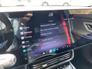 Mercedes-Benz CLA 180 AMG  PREMIUM SUPERSCREEN