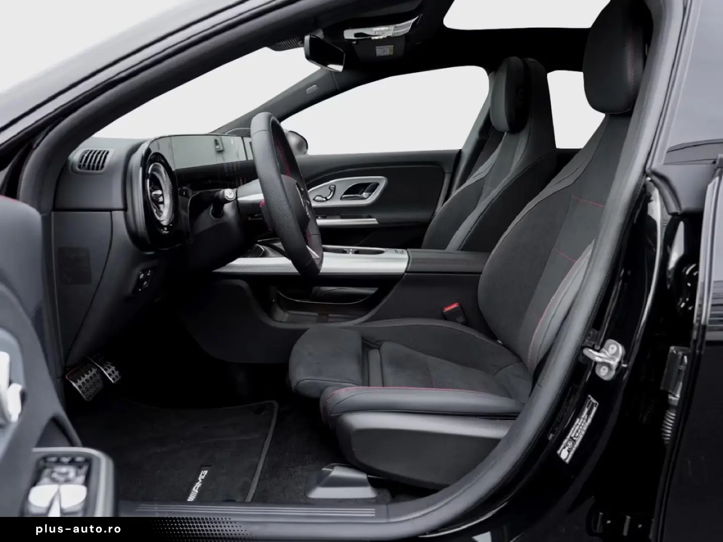 Mercedes-Benz CLA 200 AMG Night Superscreen Panorama