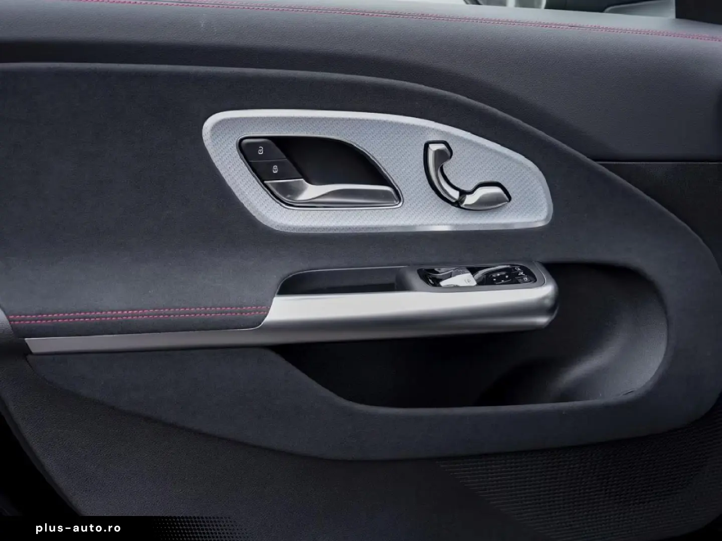 Mercedes-Benz CLA 200 AMG Night Superscreen Panorama