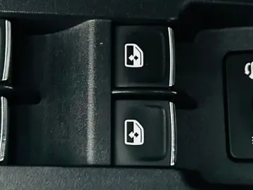 SKODA KAROQ 2018 1.6D E6 Garantie 12 Luni Rate Avans 0 Doar