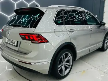 VOLKSWAGEN TIGUAN 2017 2.0D E6 R-Line Garantie 12 Luni Rate