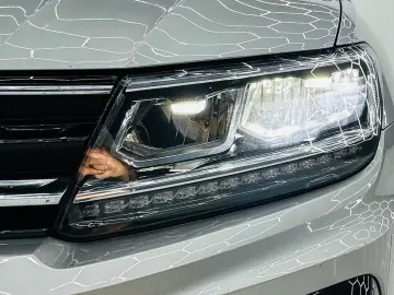 VOLKSWAGEN TIGUAN 2017 2.0D E6 R-Line Garantie 12 Luni Rate