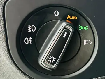 VOLKSWAGEN TIGUAN 2017 2.0D E6 R-Line Garantie 12 Luni Rate