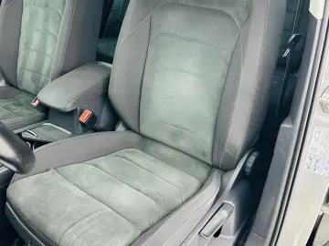 VOLKSWAGEN TIGUAN 2017 2.0D E6 R-Line Garantie 12 Luni Rate