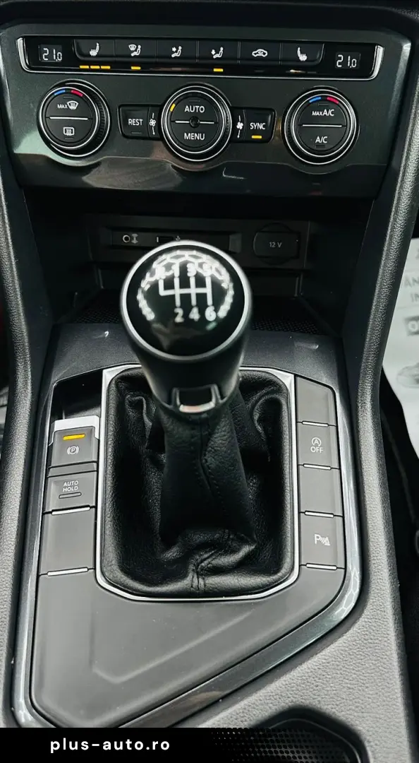 VOLKSWAGEN TIGUAN 2017 2.0D E6 R-Line Garantie 12 Luni Rate