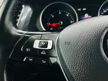 VOLKSWAGEN TIGUAN 2017 2.0D E6 R-Line Garantie 12 Luni Rate