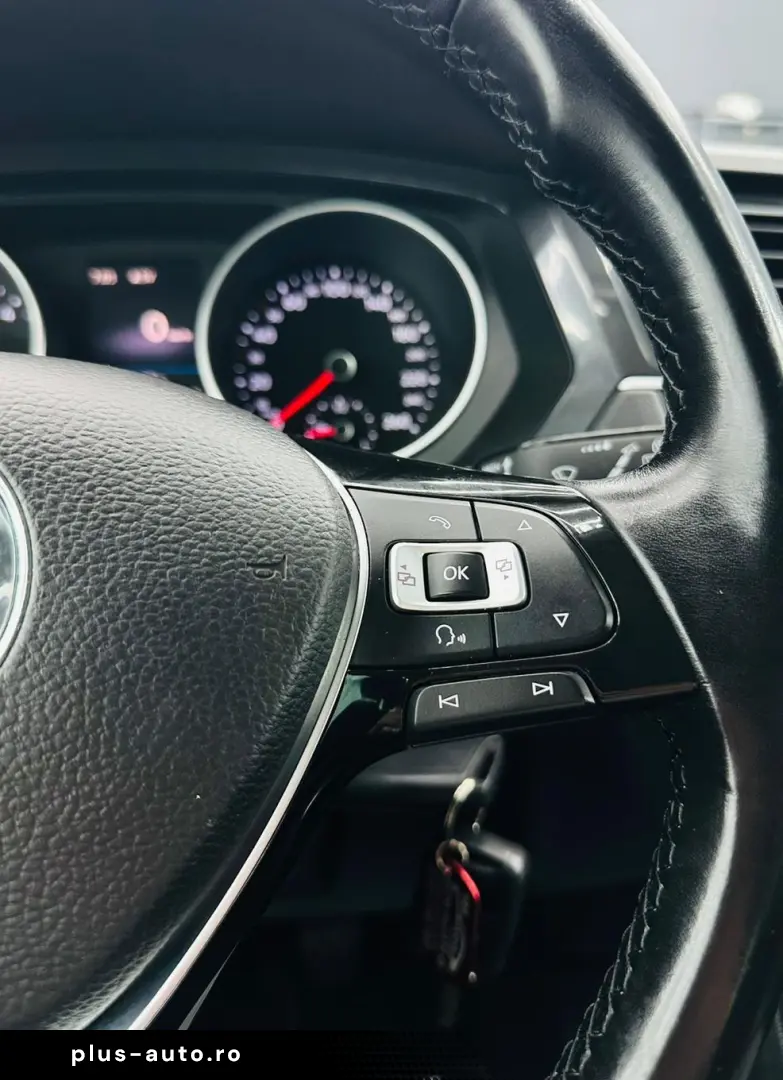 VOLKSWAGEN TIGUAN 2017 2.0D E6 R-Line Garantie 12 Luni Rate
