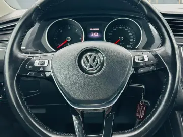 VOLKSWAGEN TIGUAN 2017 2.0D E6 R-Line Garantie 12 Luni Rate