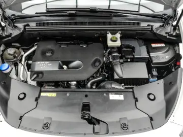 Ds-Automobiles Dsa-Ds5