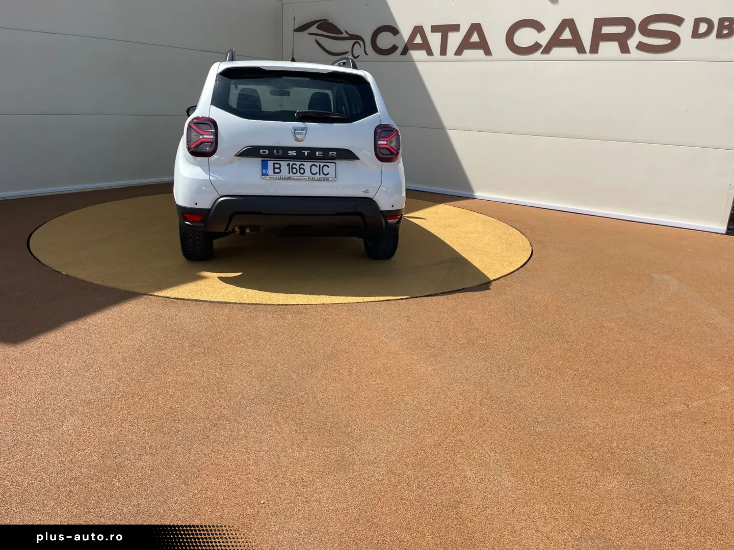 Dacia Duster 1.5DCI  116CP  Euro6  LED  Clima  Pilot  CarPla