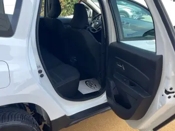 Dacia Duster 1.5DCI  116CP  Euro6  LED  Clima  Pilot  CarPla