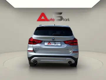 BMW X3 sDrive18d AT MHEV