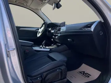 BMW X3 sDrive18d AT MHEV