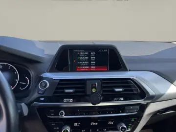 BMW X3 sDrive18d AT MHEV