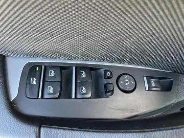 BMW X3 sDrive18d AT MHEV