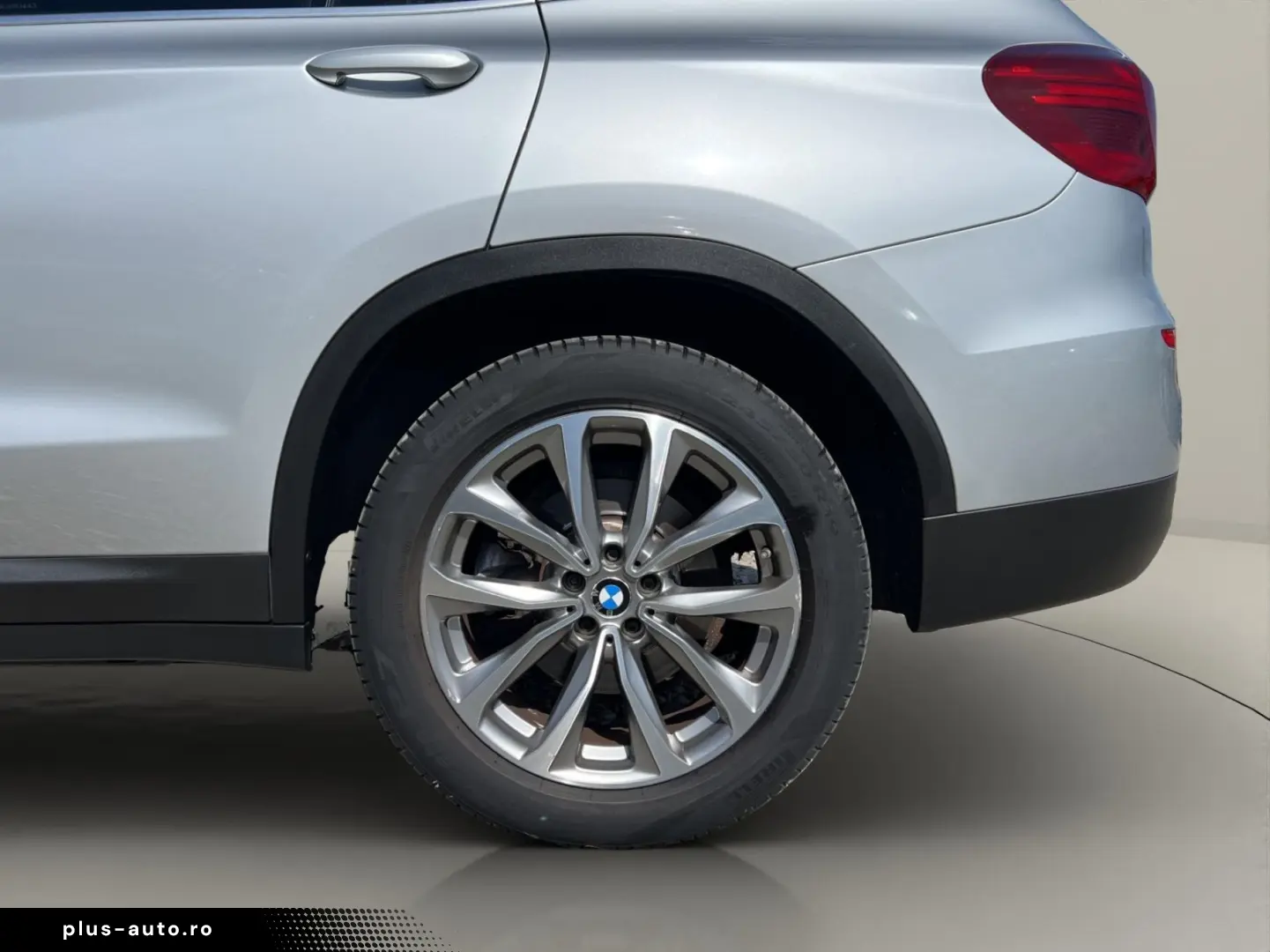 BMW X3 sDrive18d AT MHEV