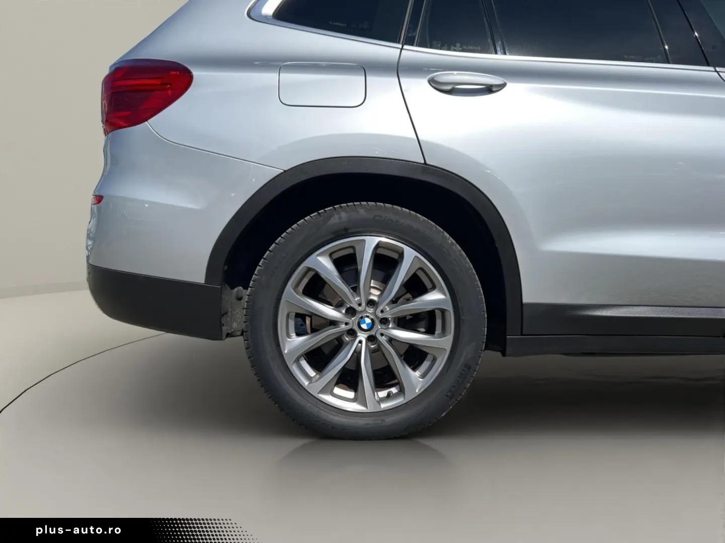 BMW X3 sDrive18d AT MHEV