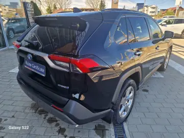 Toyota Rav-4