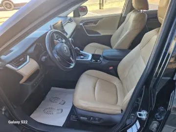 Toyota Rav-4