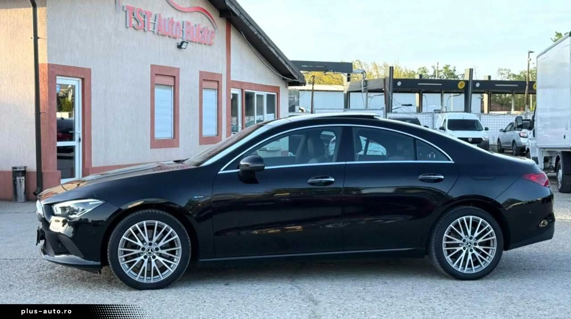 Mercedes-Benz Cla-250