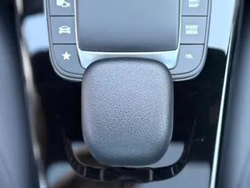 Mercedes-Benz Cla-250