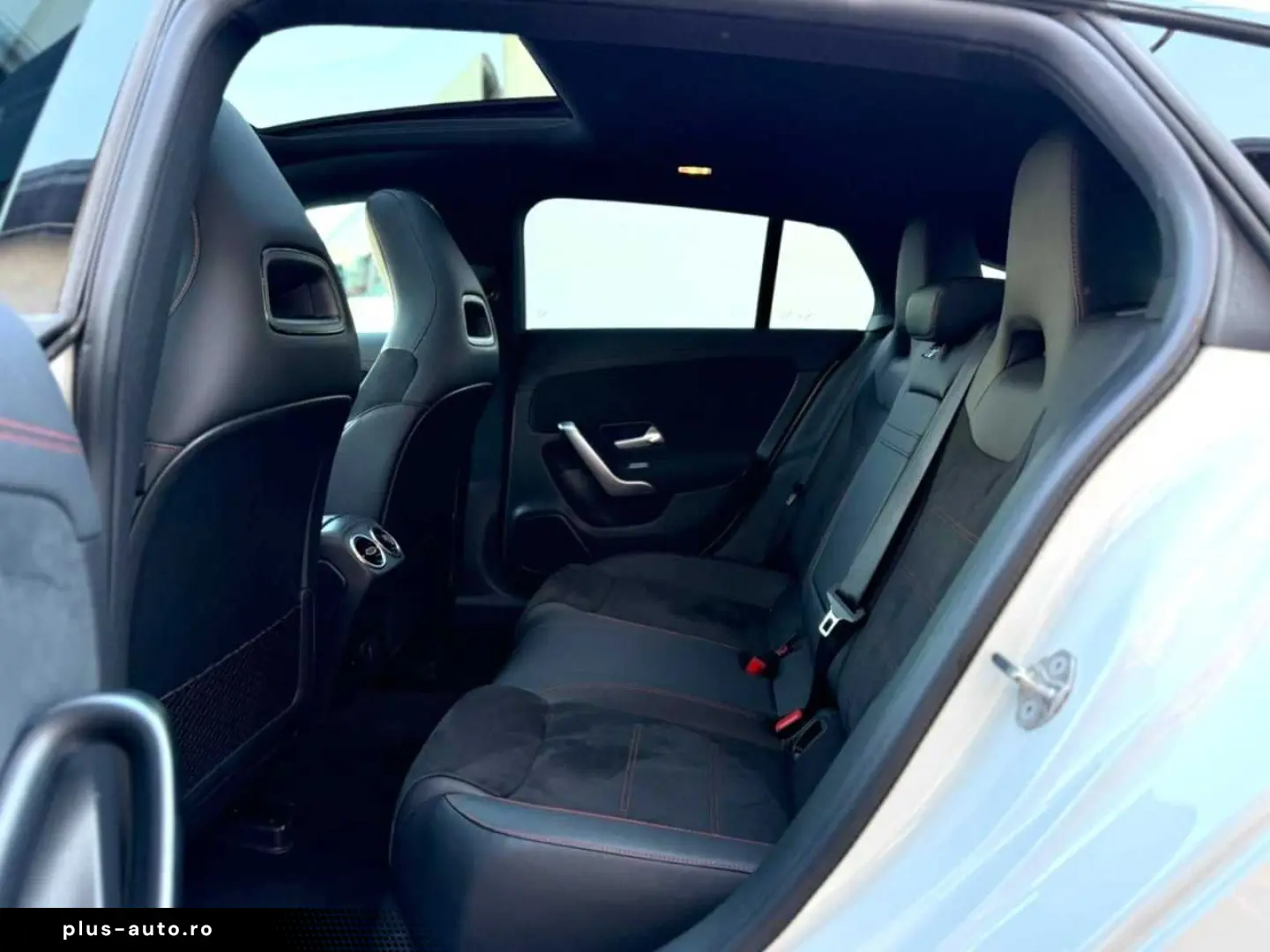 Mercedes-Benz Cla-180