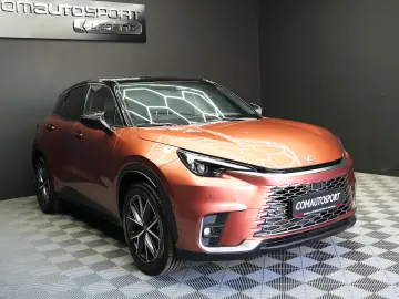 LEXUS LBX 1.5 HEV 4x2 CVT COOL