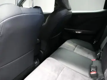 LEXUS LBX 1.5 HEV 4x2 CVT COOL